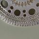 Dessous de plat de potier 1970 en grès perforé incisé
