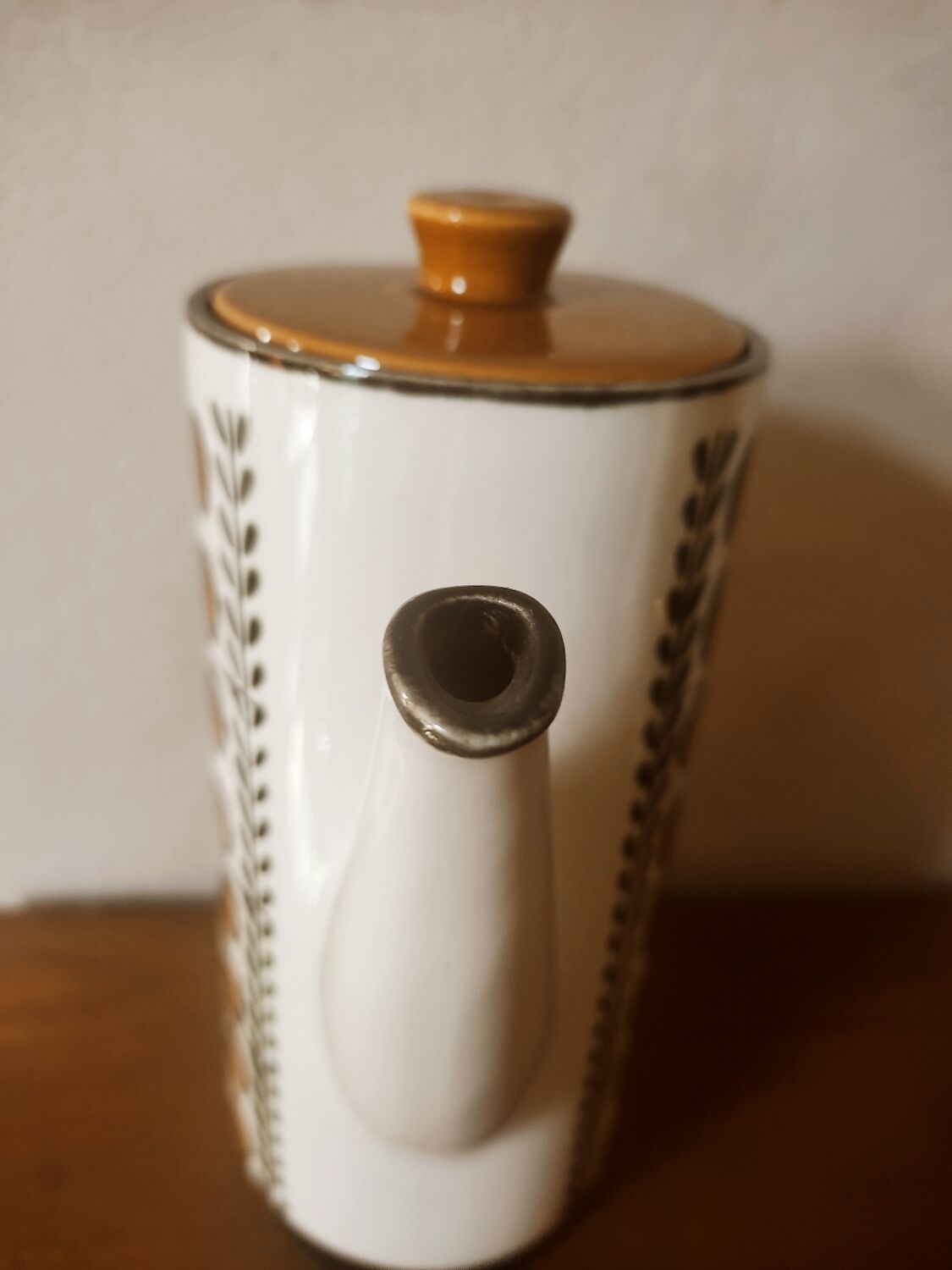 Teapot, Boch walnut tiled coffee maker