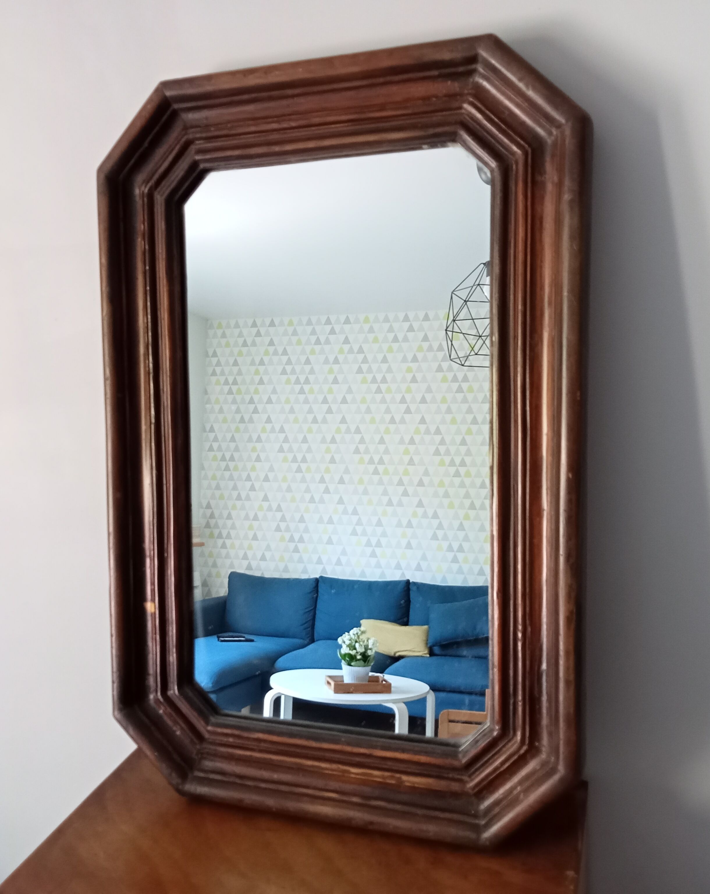 Octagonal mirror 73x48cm