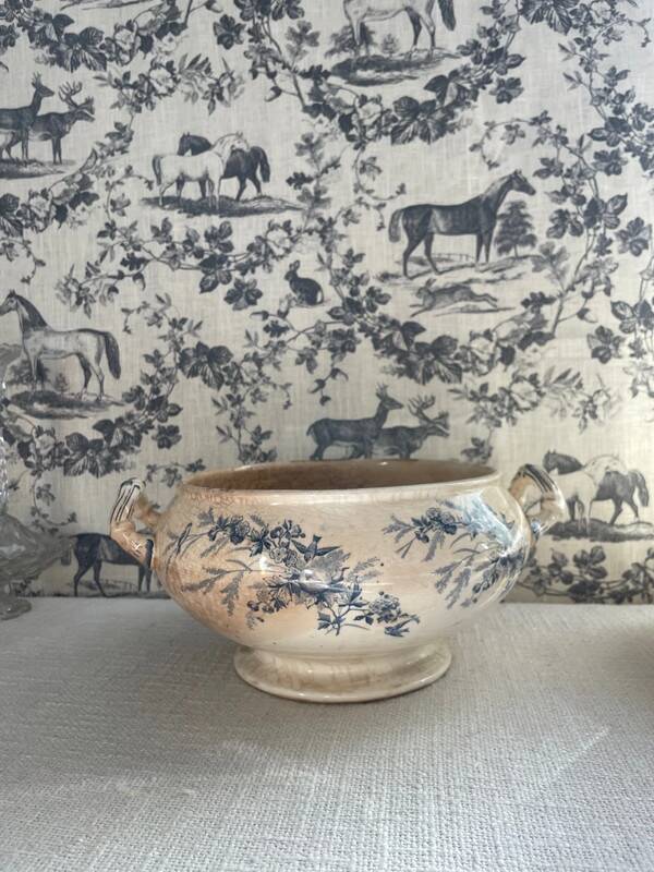 Old soup tureen Linotte model Creil & Montereau