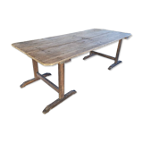Trestle table