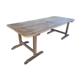 Trestle table