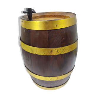 Old wooden barrel - wine