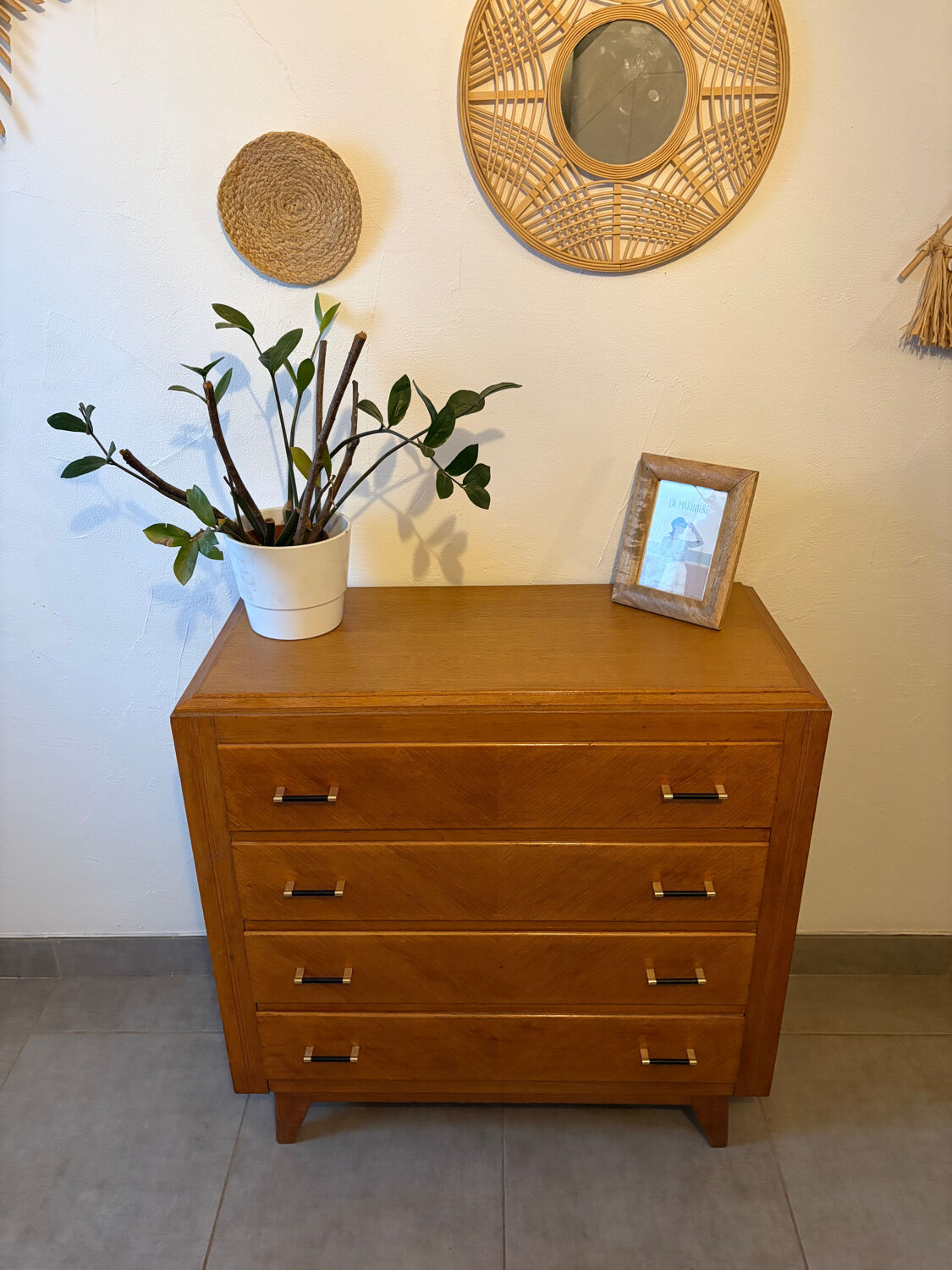 Très belle commode vintage en chêne miel