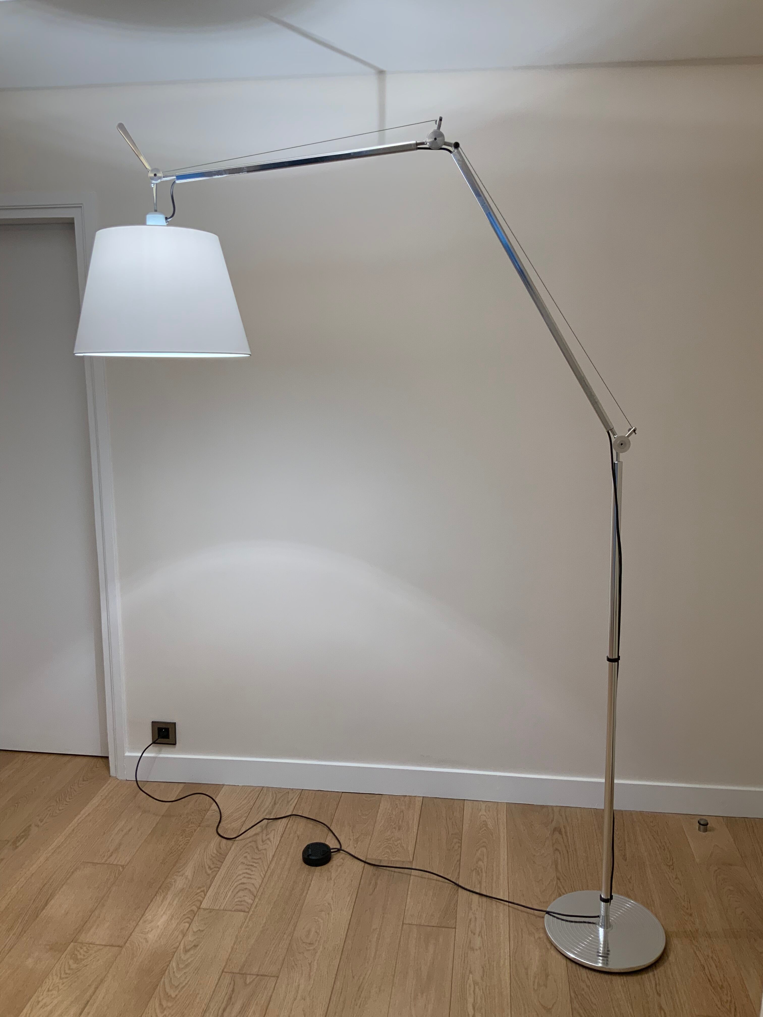 Tolomeo Mega lamp