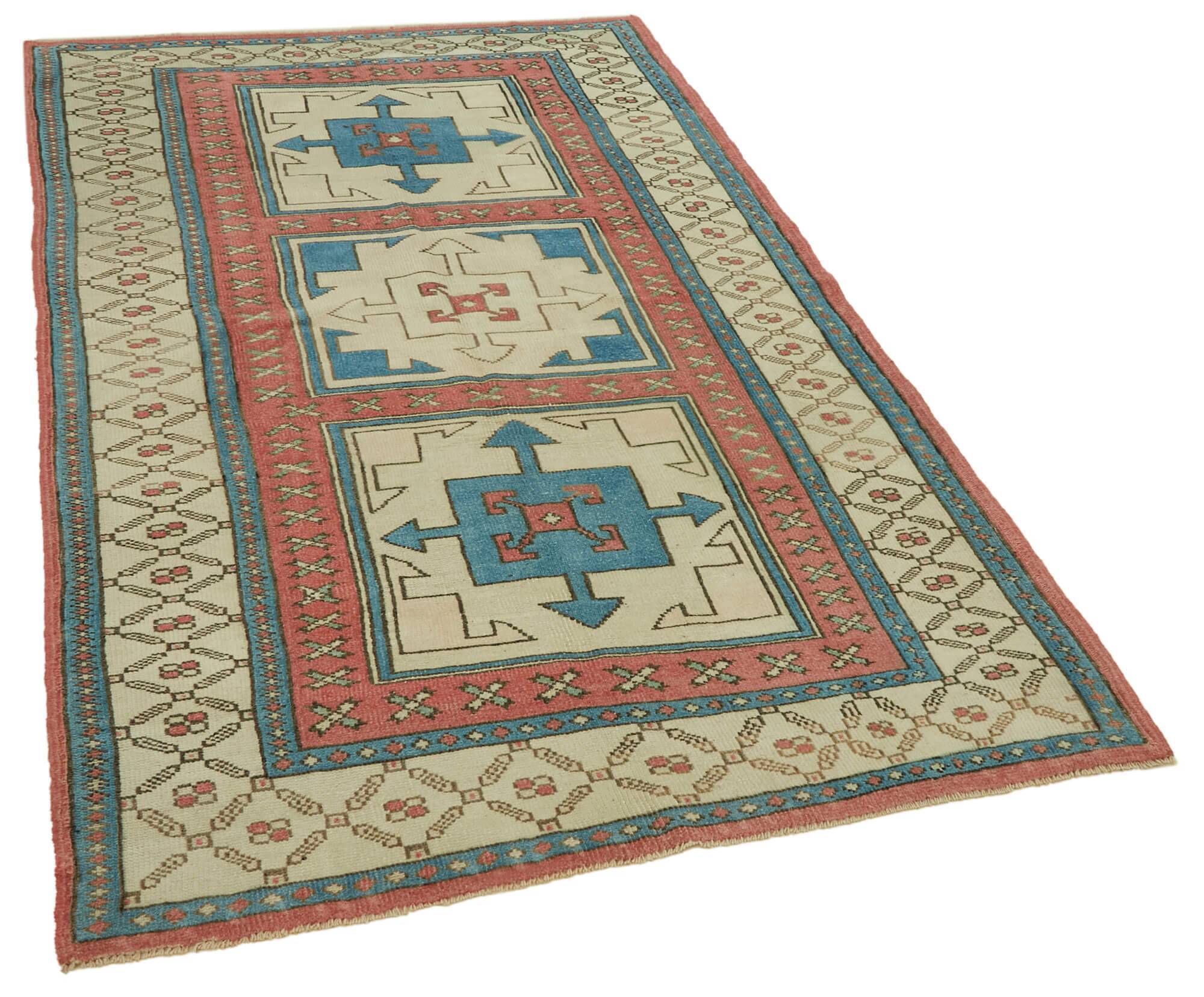 Turkish Vintage Anatolian Rug 135 cm x 211 cm