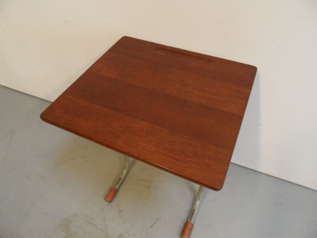 Pupitre d’école vintage des années 1960