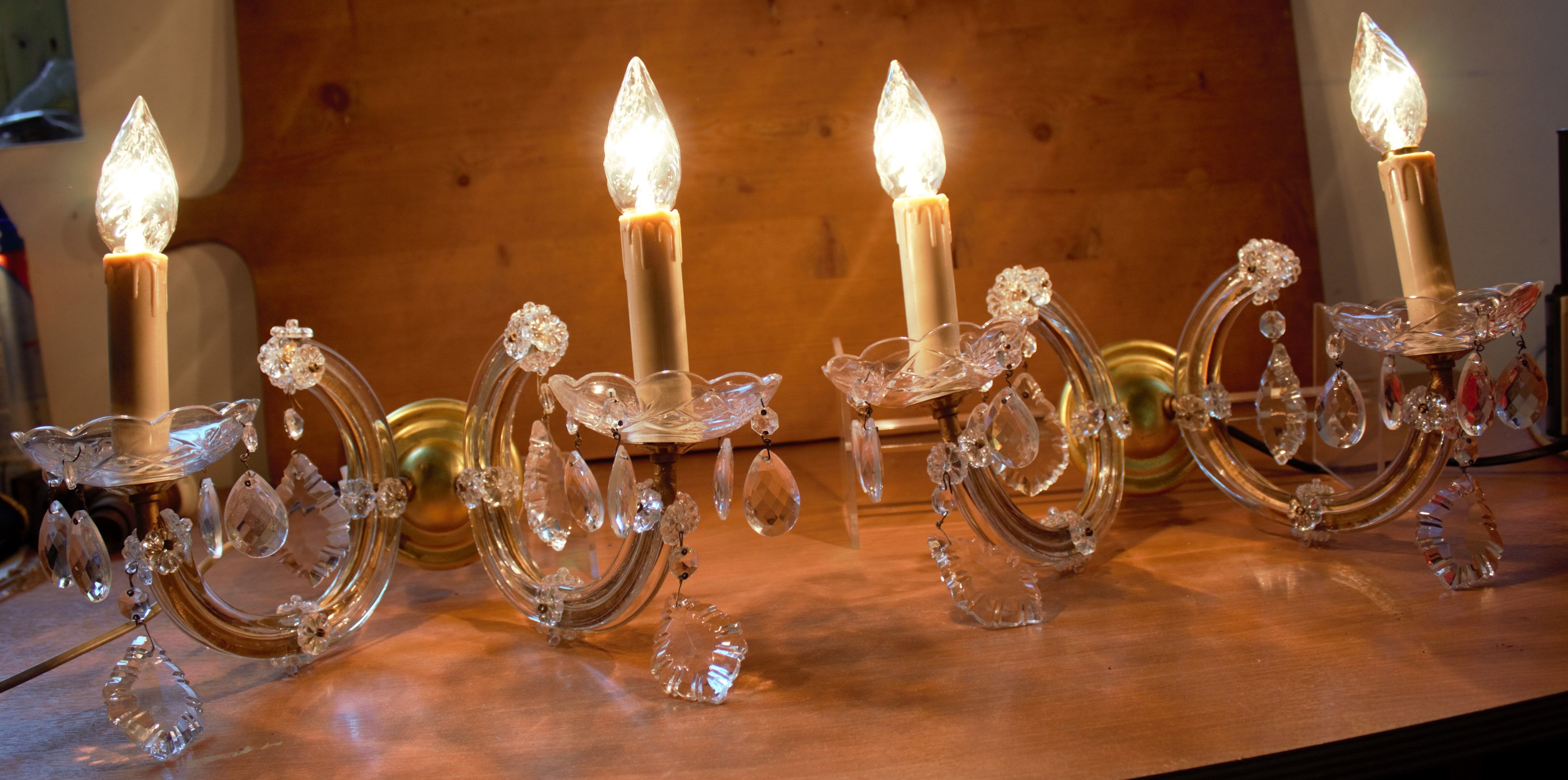 Old set of 2 Marie Thérése lamps with tassels