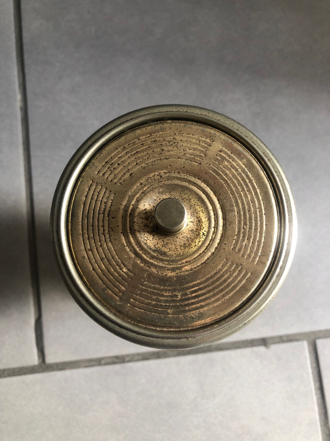 Distributeur de cigarette musical