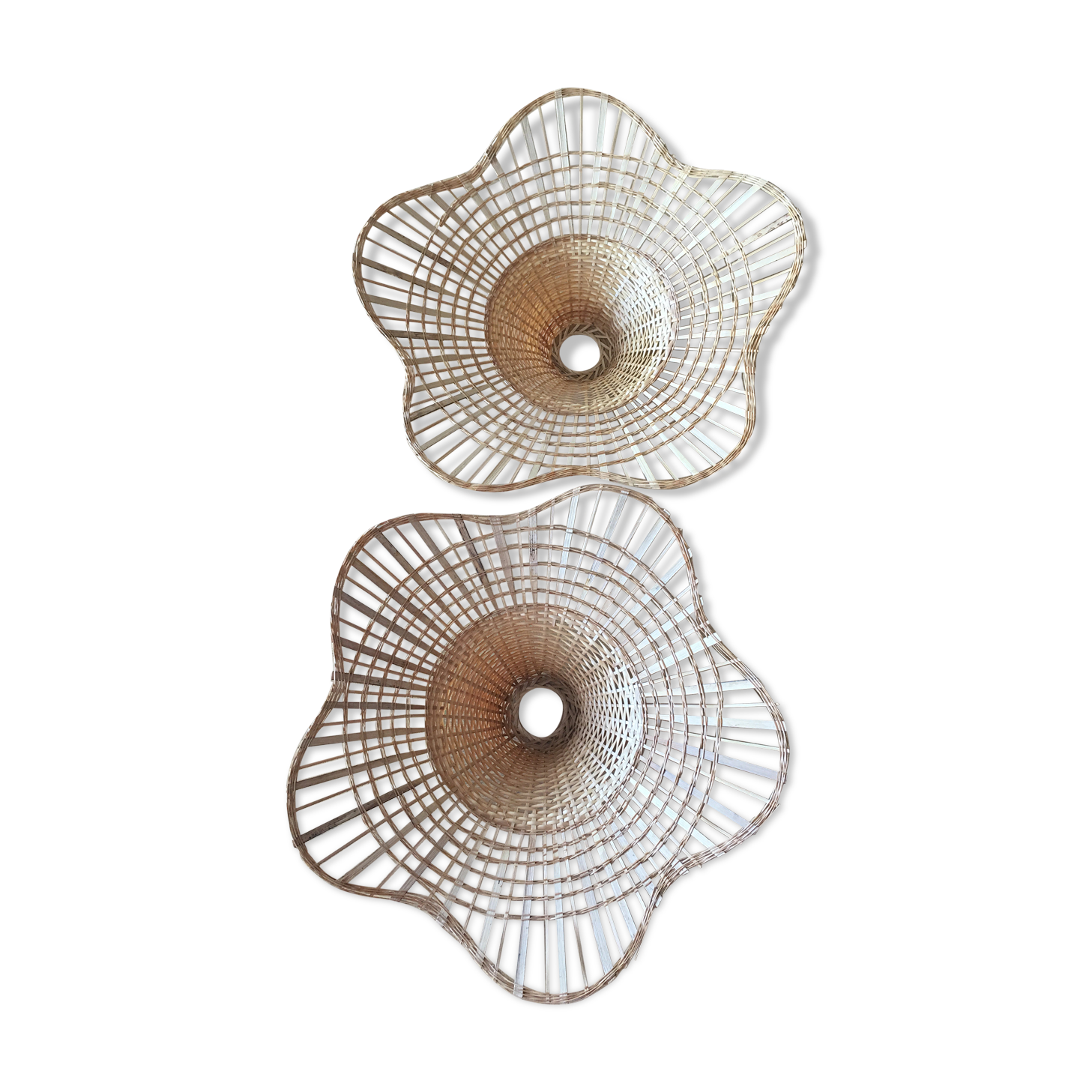 Set of 2 sudpendions in wicker and rattan