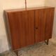 Buffet sur pieds placage de noyer blond