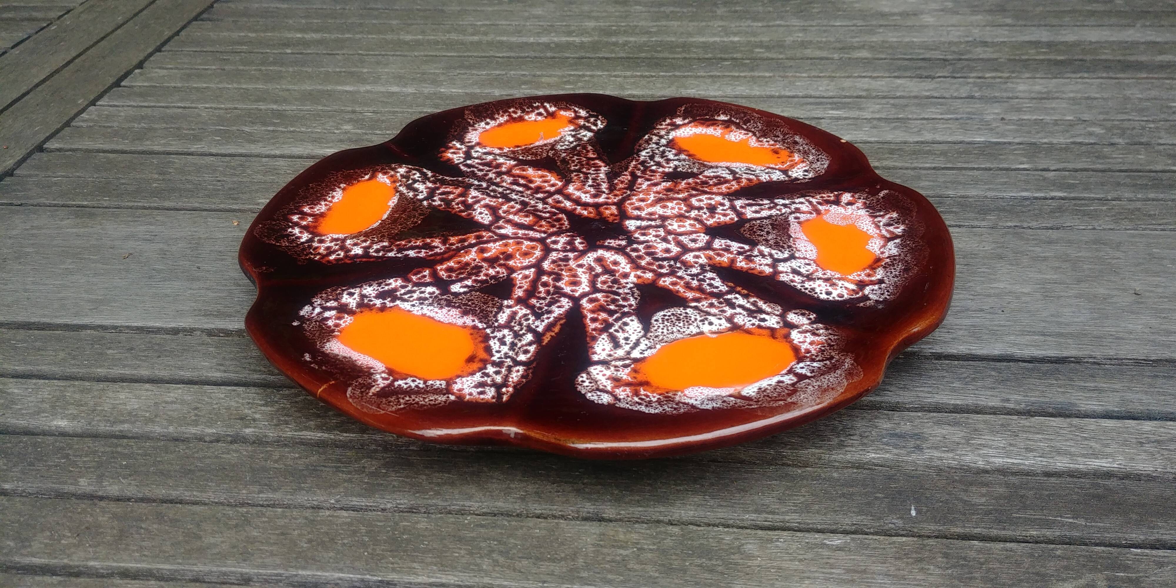 Vallauris tabletop serving dish in Vintage Vintage glazed ceramic 70s
