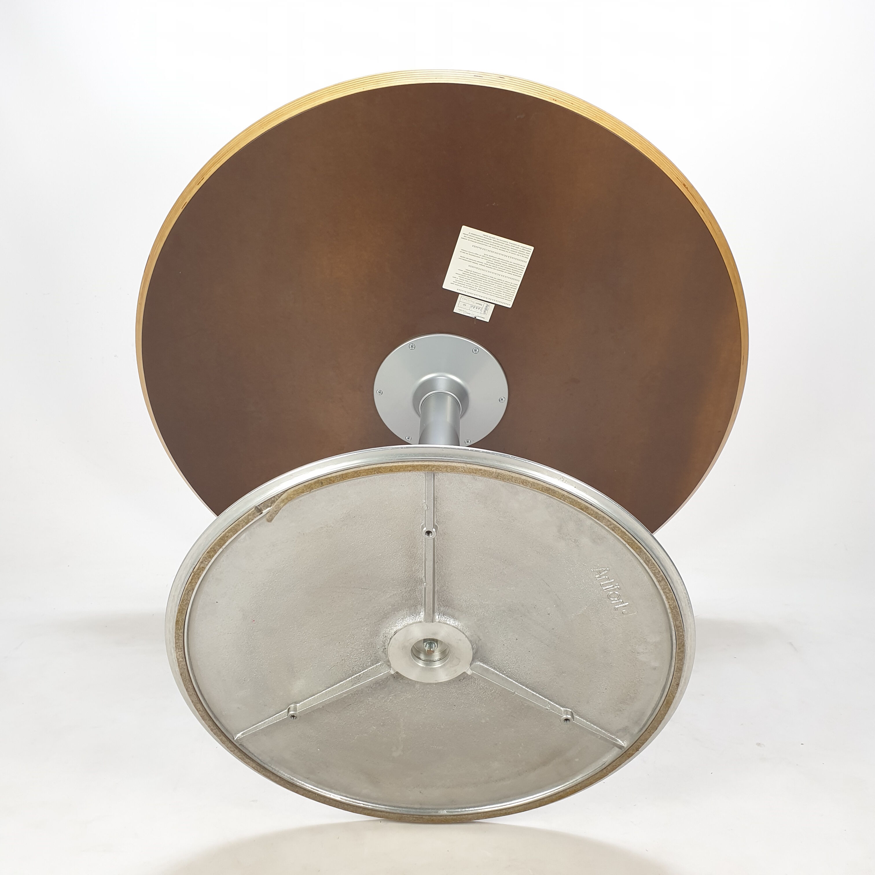 Round Dining Table by Pierre Paulin for Artifort