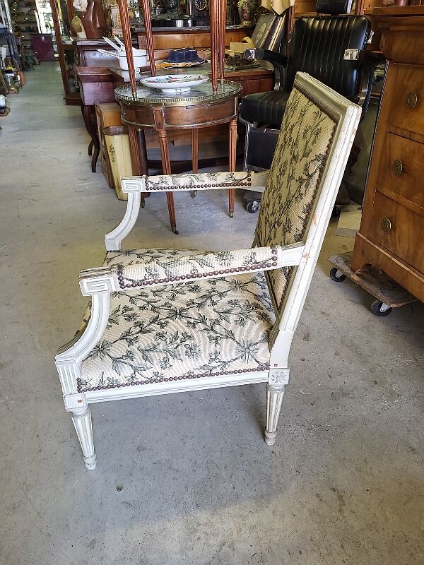 Armchair Louis XVl grey of the Xlx th century n°1