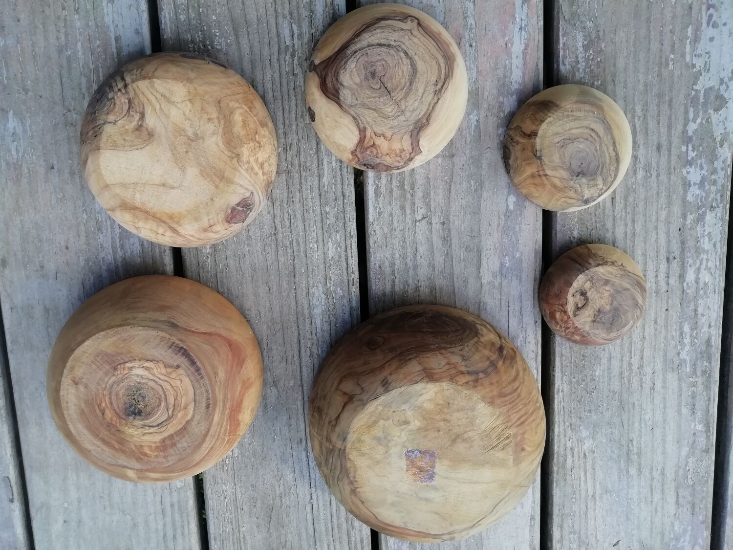 Series of olive bowls