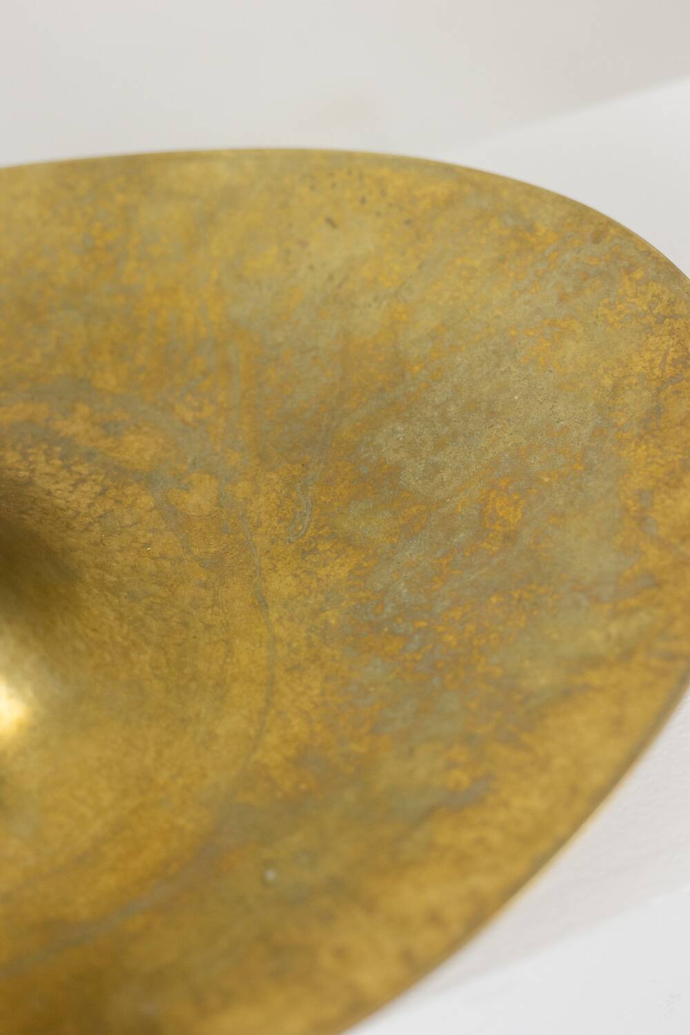 Philippe Hiquily. Hammered and gilded bronze bowl. Signed. 1980s.