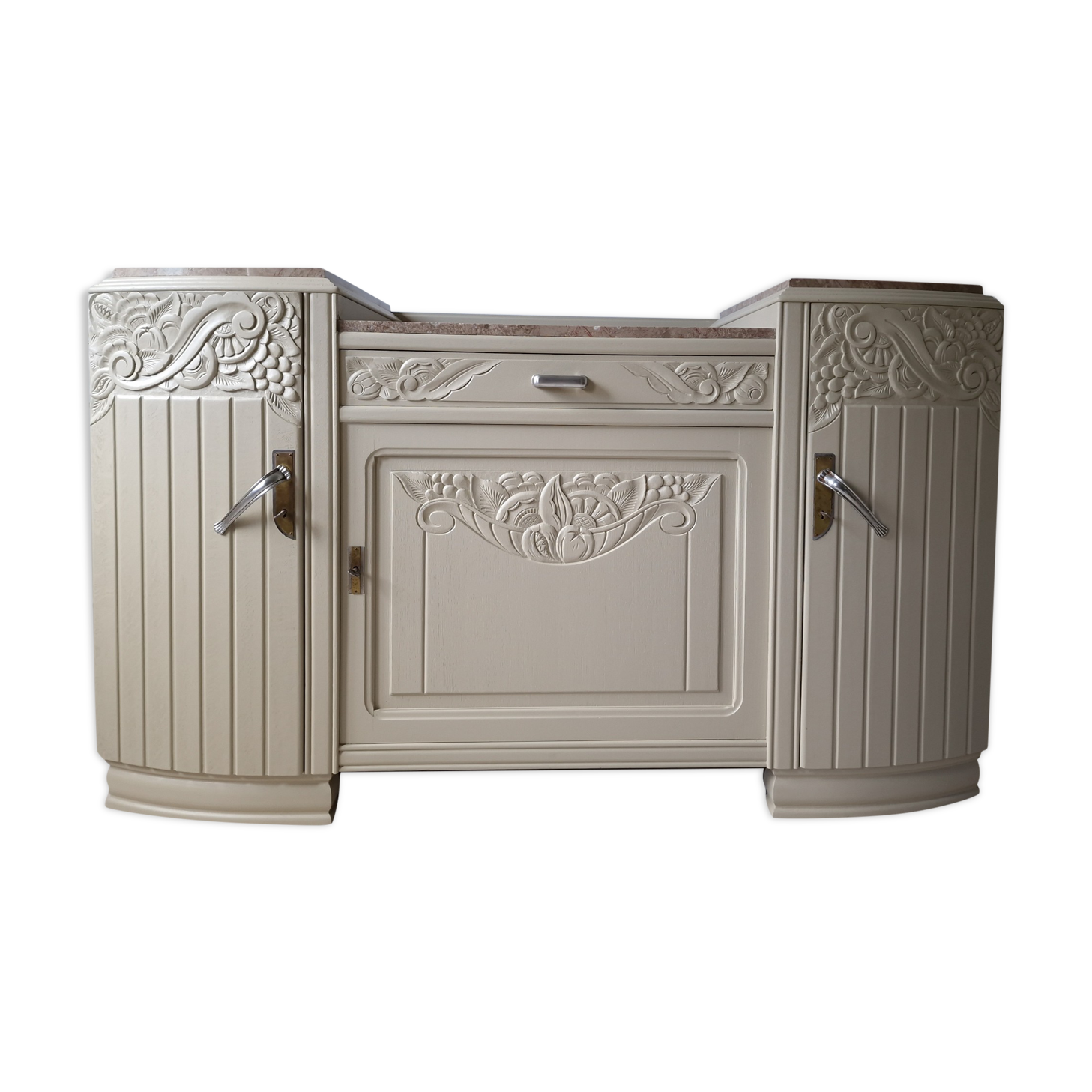 Art Deco beige buffet