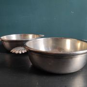 Set of two French silver plated serving plates, by Felix Frères orfèvrerie