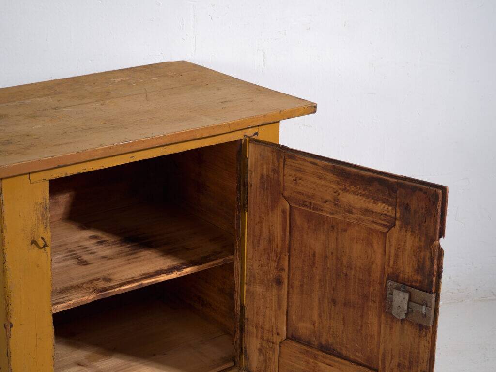 Small mustard-coloured cabinet – Central Europe, around 1890