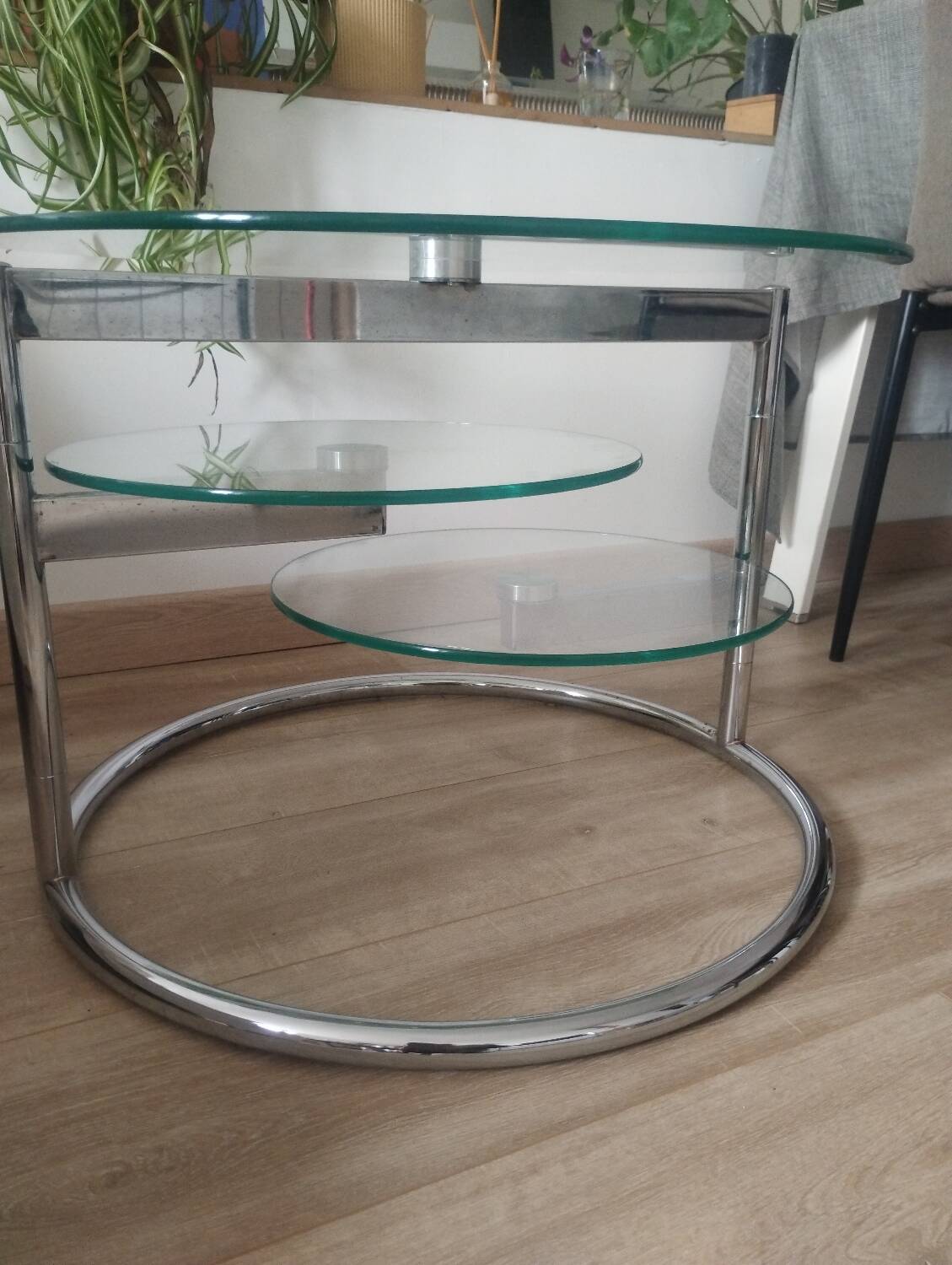 Table Basse en Verre et Métal Chromé