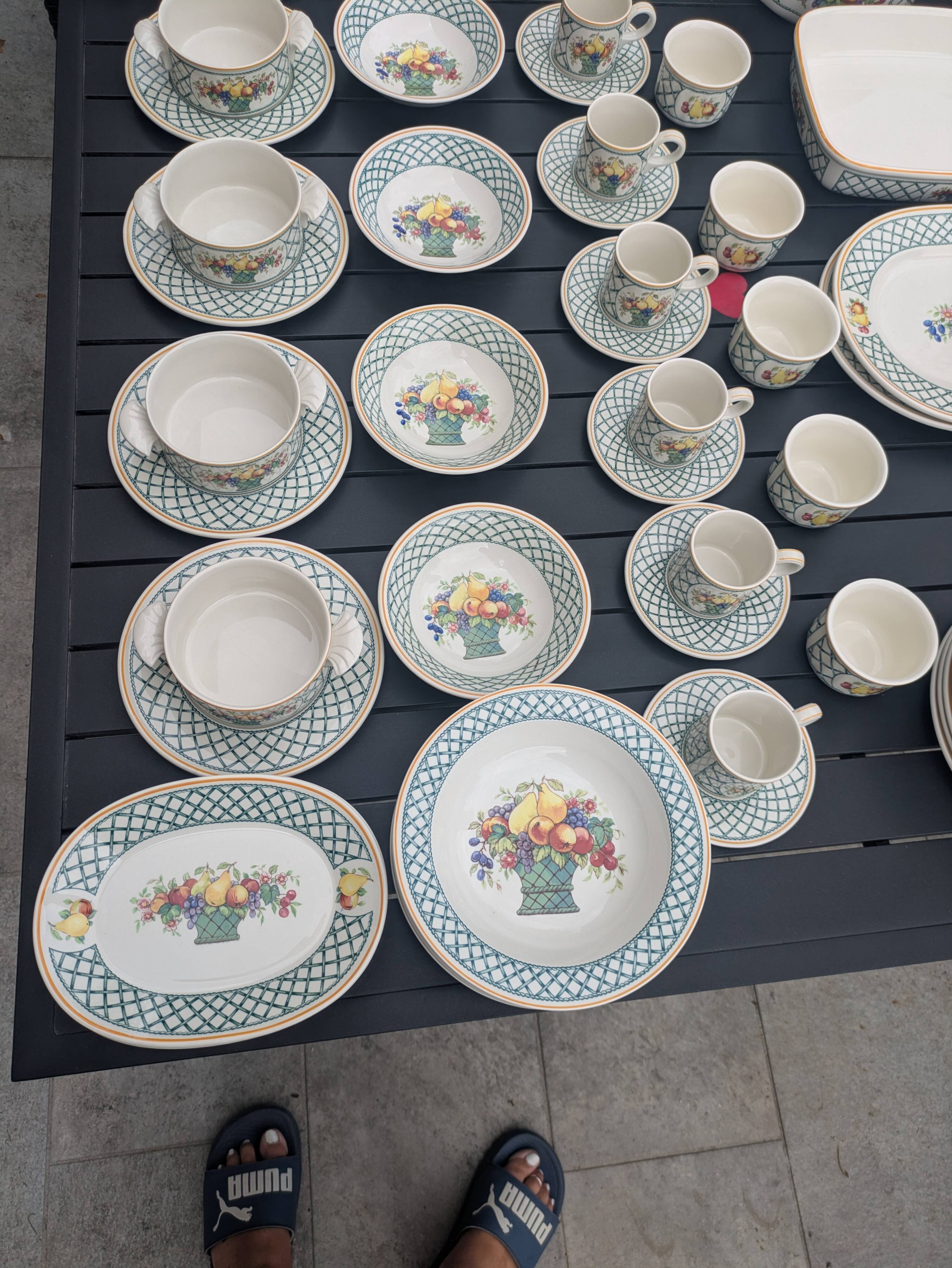 Service Basket Villeroy and Bosch 69 pieces