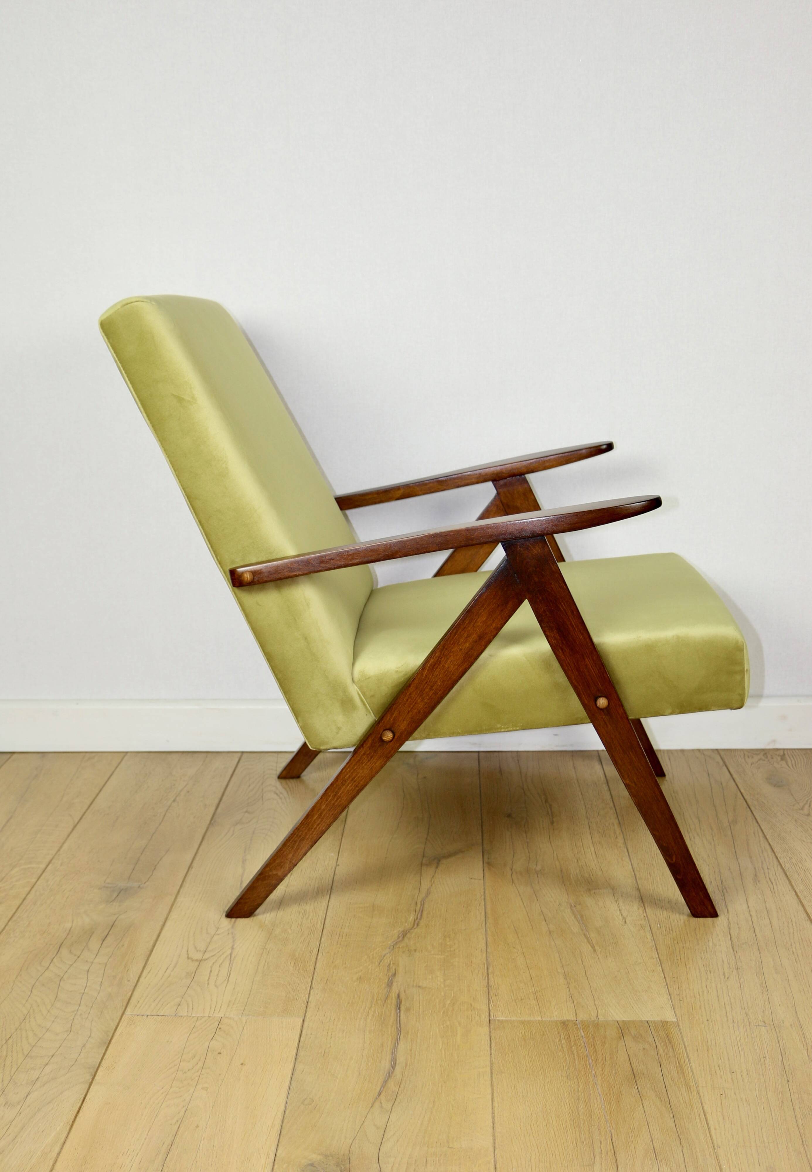 B-310 VAR armchair green olive velvet - light