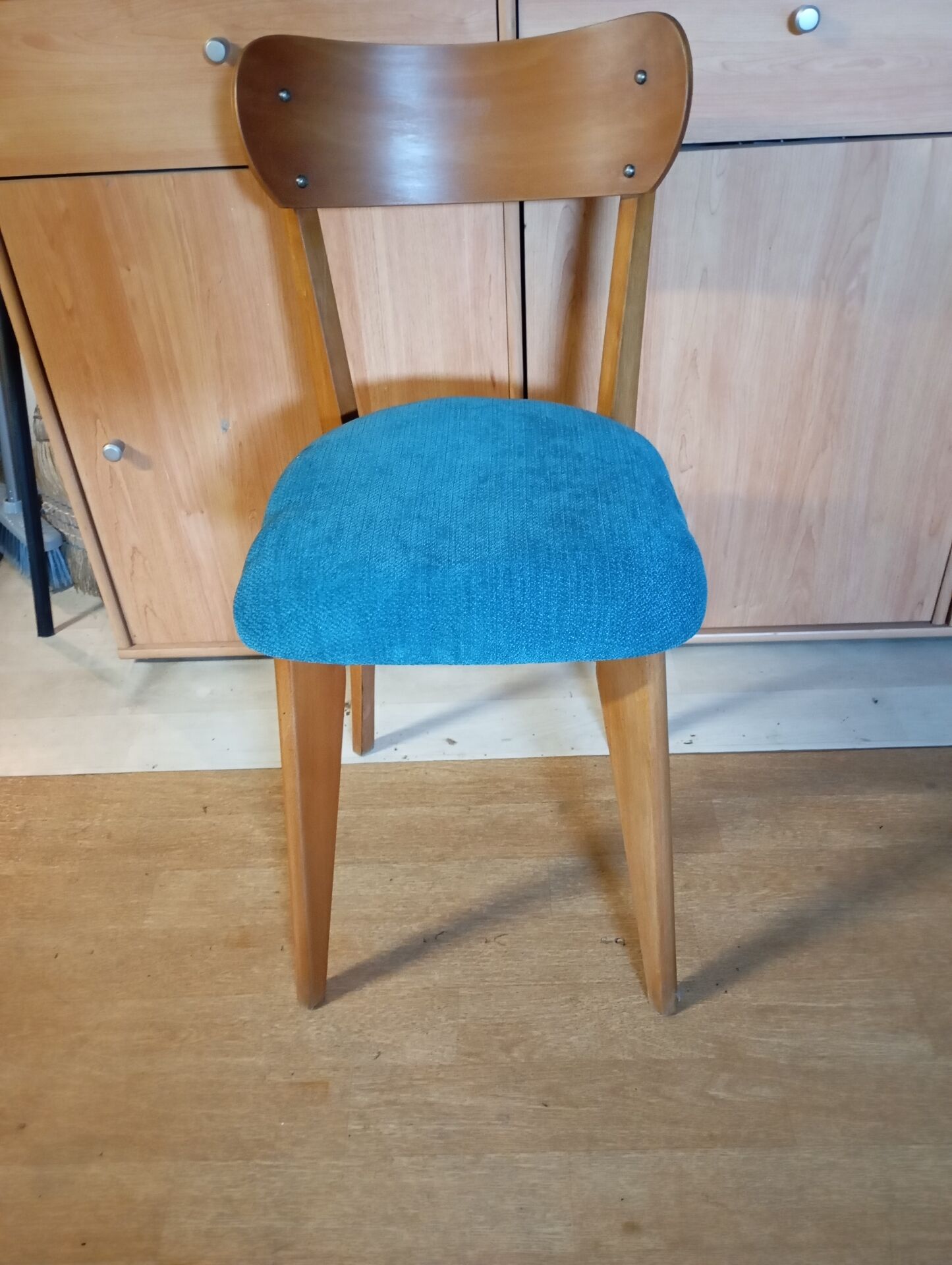 Vintage chair from the 60s — Warm wood & blue velvet seat