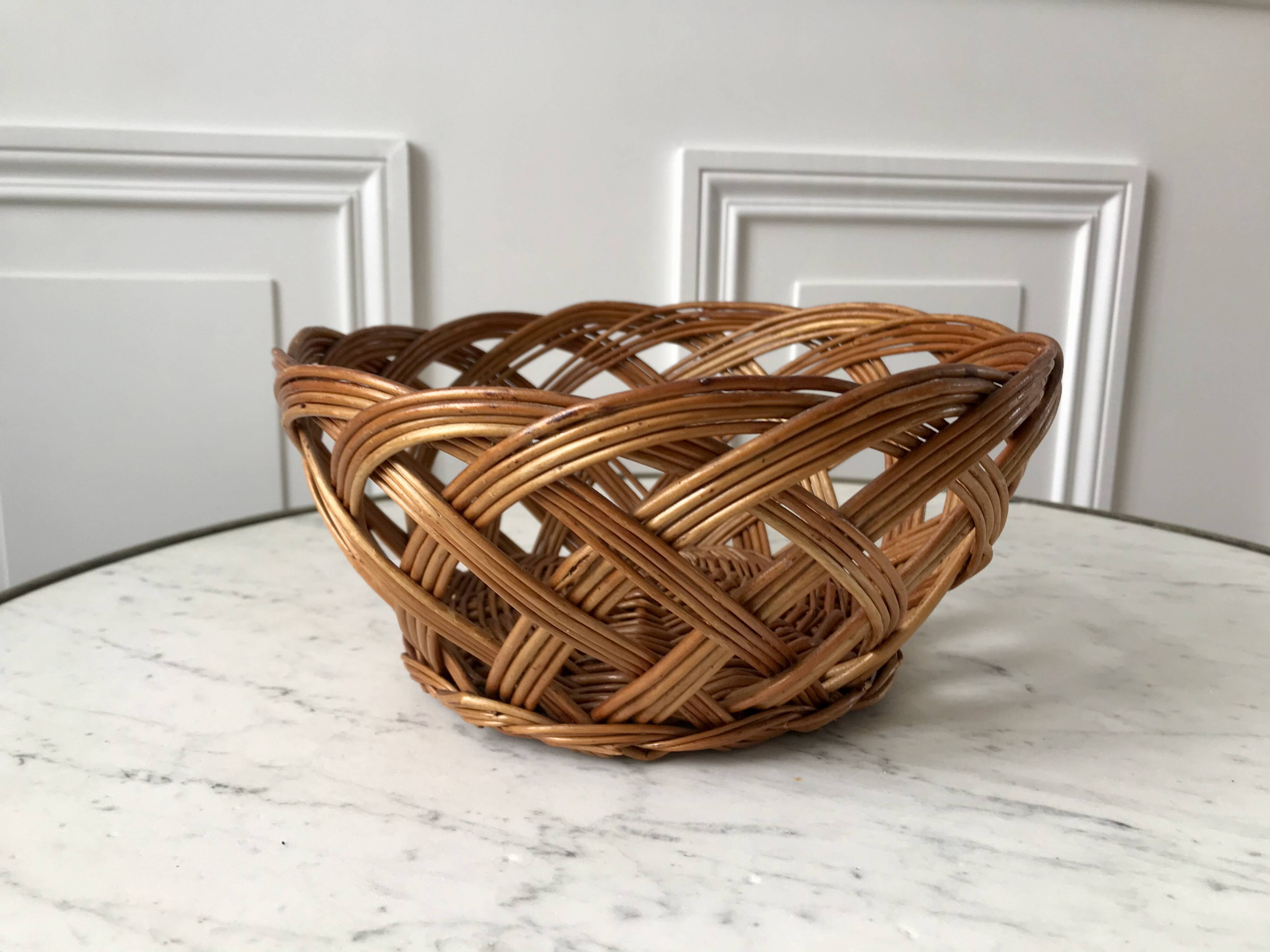 Petite panière en rotin vintage années 60-70