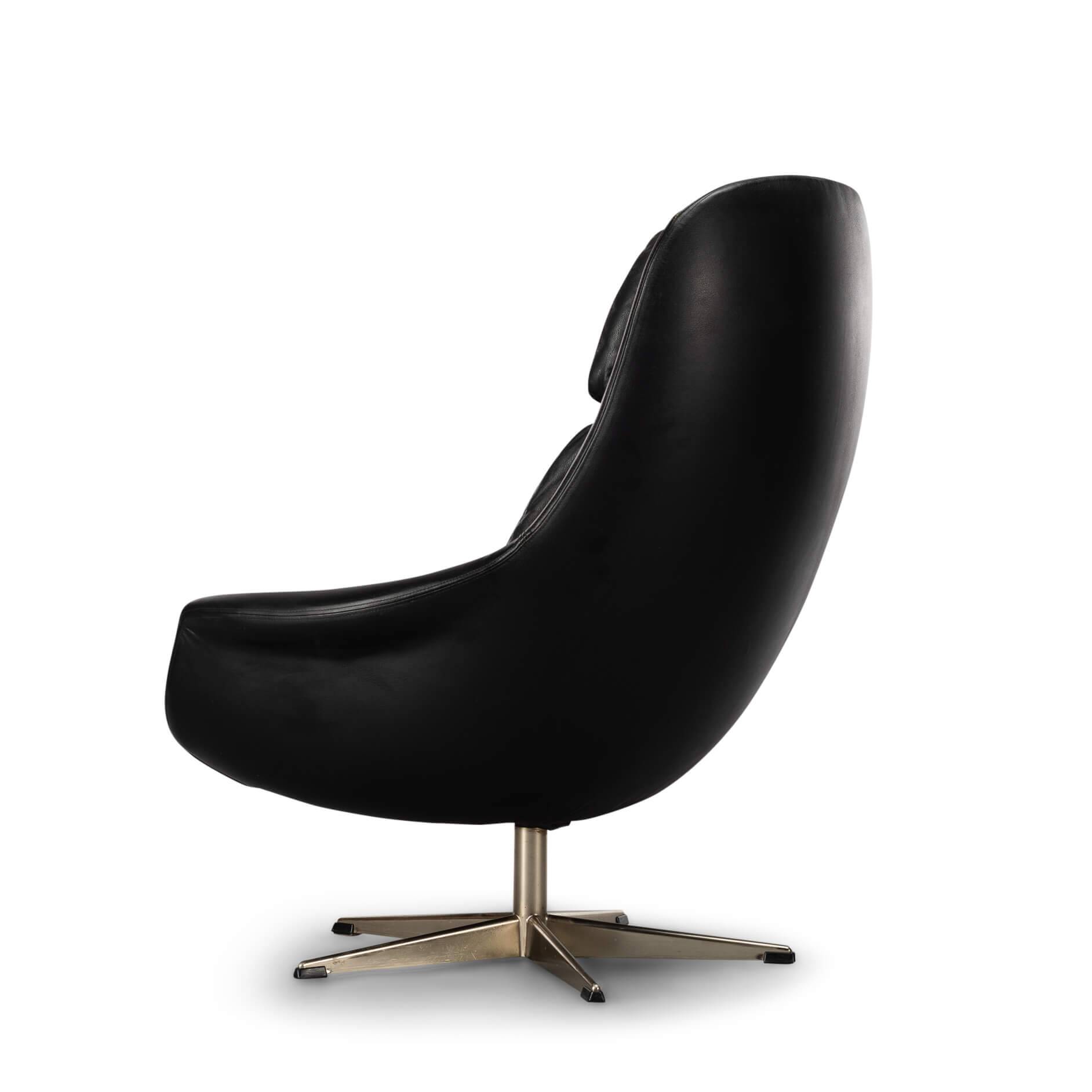 Danish Design Black Leather Swivel chair by H.W. Klein for Bramin, 1960s