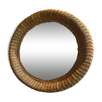 Round rattan mirror