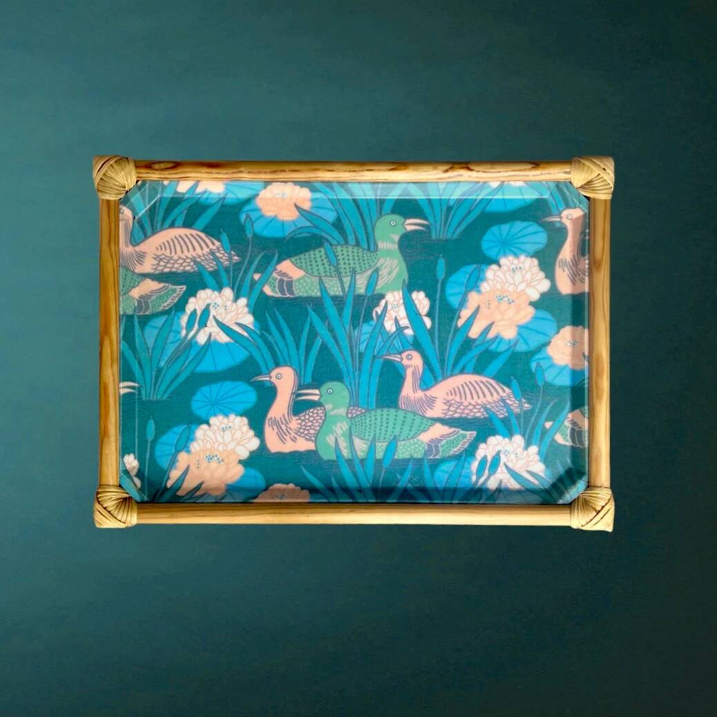 Ancient fibreglass plateau – Bamboo and rattan frame – Bird decor