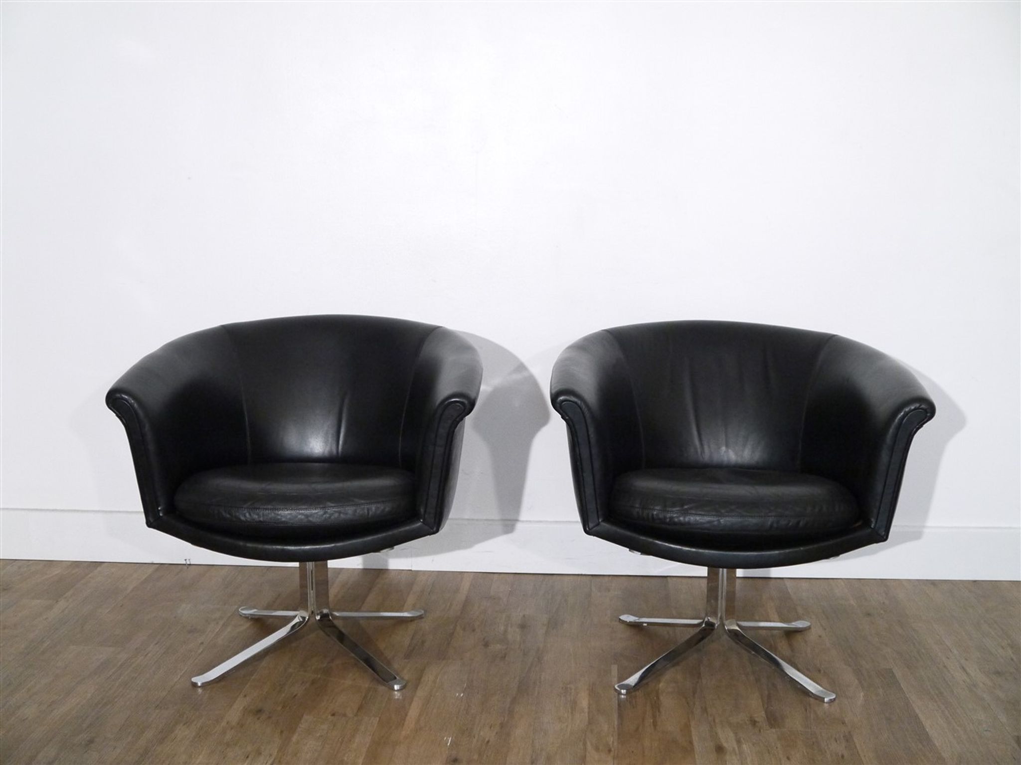 Pair of Scandinavian leather armchairs by Lennart Bender 1970