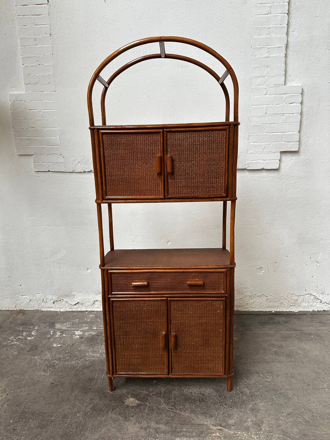 Rattan shelf/bookcase