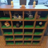 Workshop cabinet with compartments