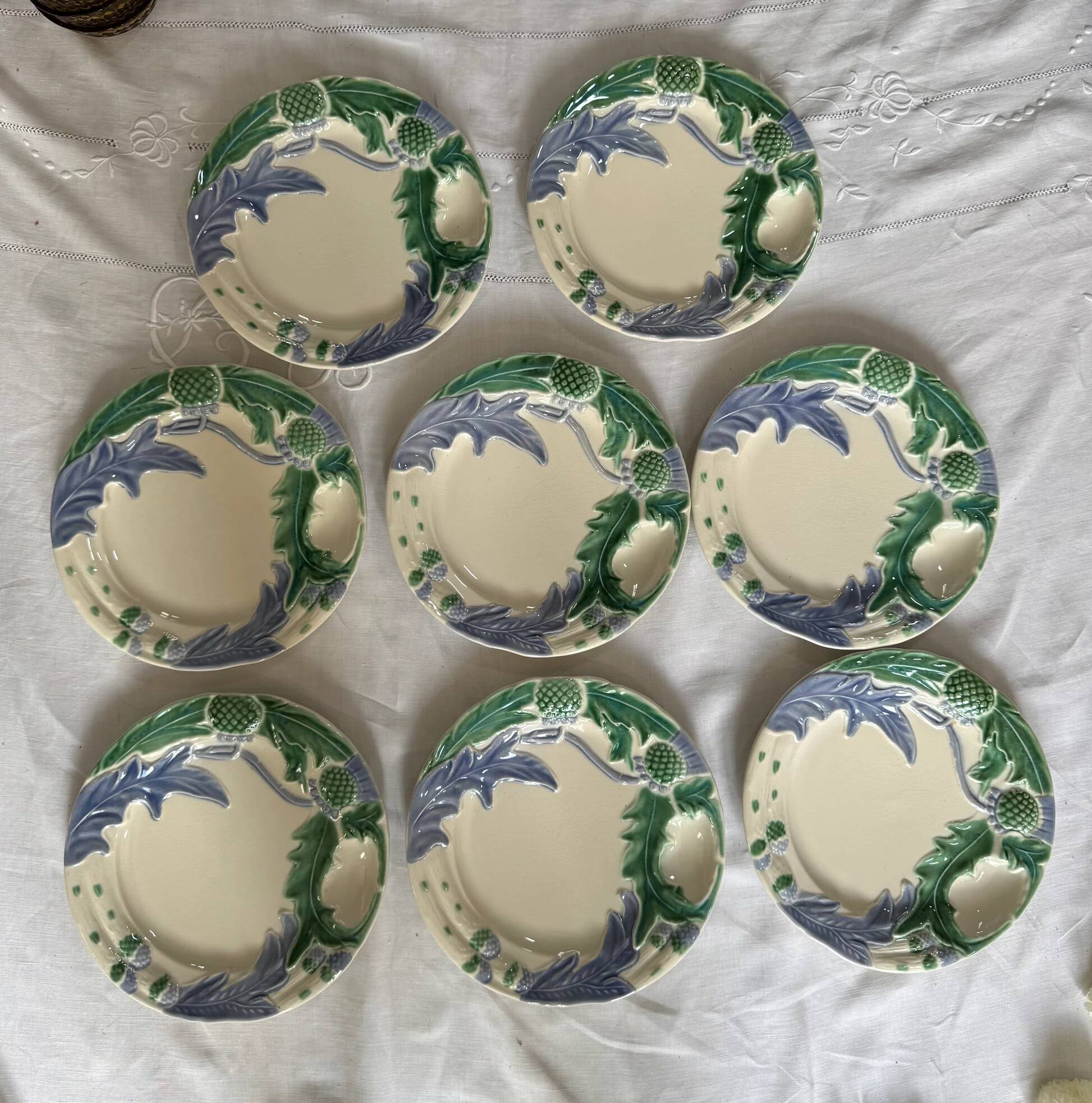 Set of 8 asparagus majolica plates