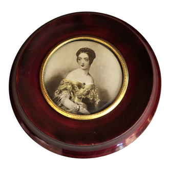 Wall frame under glass mahogany wood with portrait medallion of woman