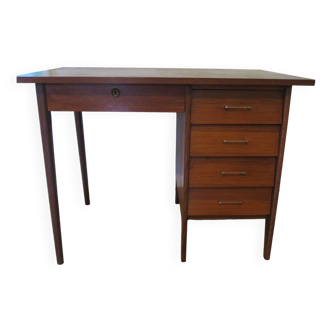 Beautiful vintage desk from the 70s - oak color - 5 drawers and 1 key - Scandinavian style