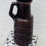 Vase West Germany brown with geometric relief from the 1970s.
