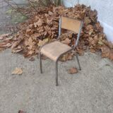 Chaise de type mullca, taille enfant