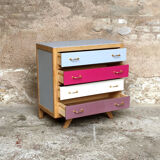 Convenient graphic pink and gray