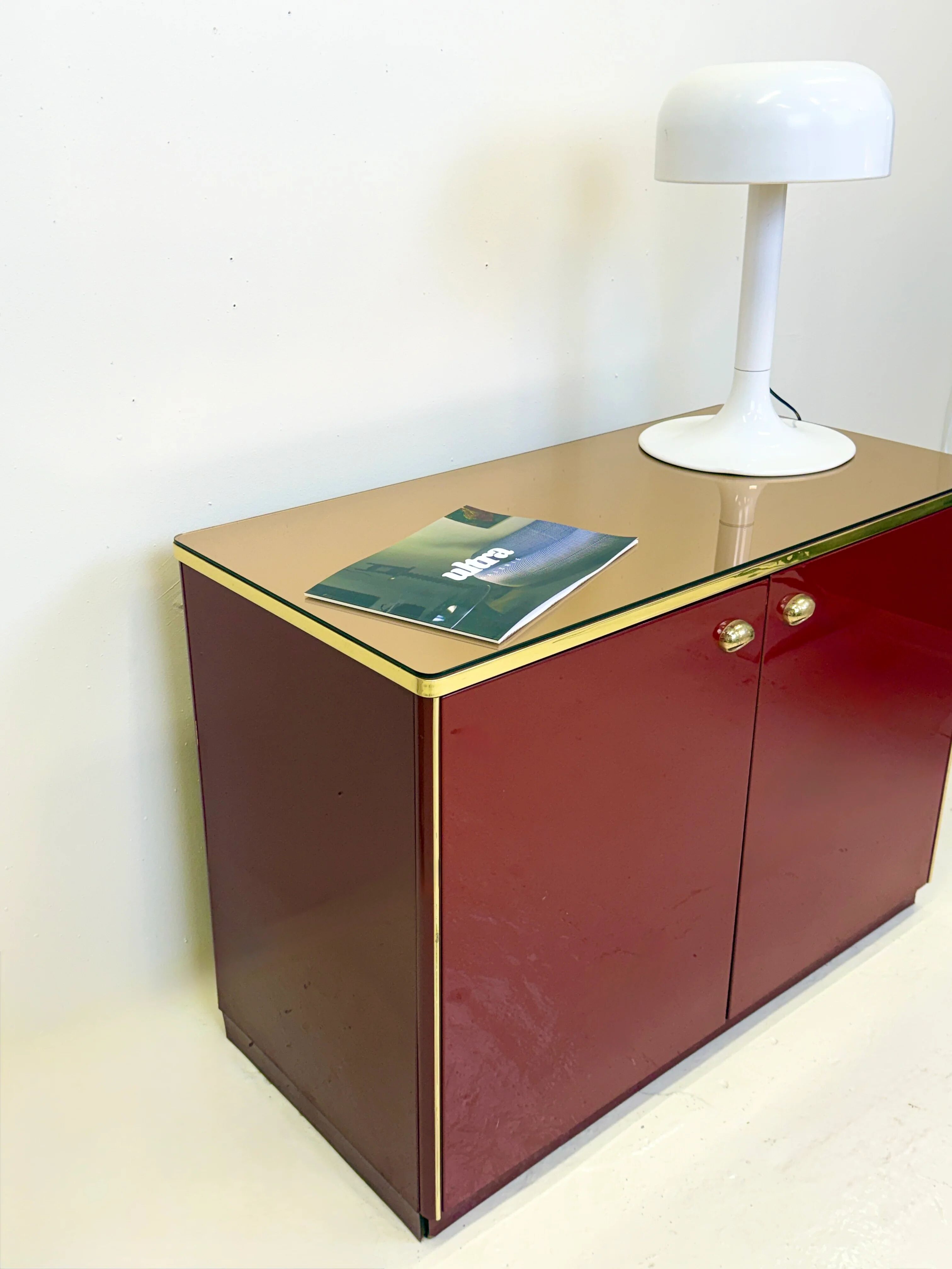 Red lacquered buffet - Hollywood Regency, 1980s