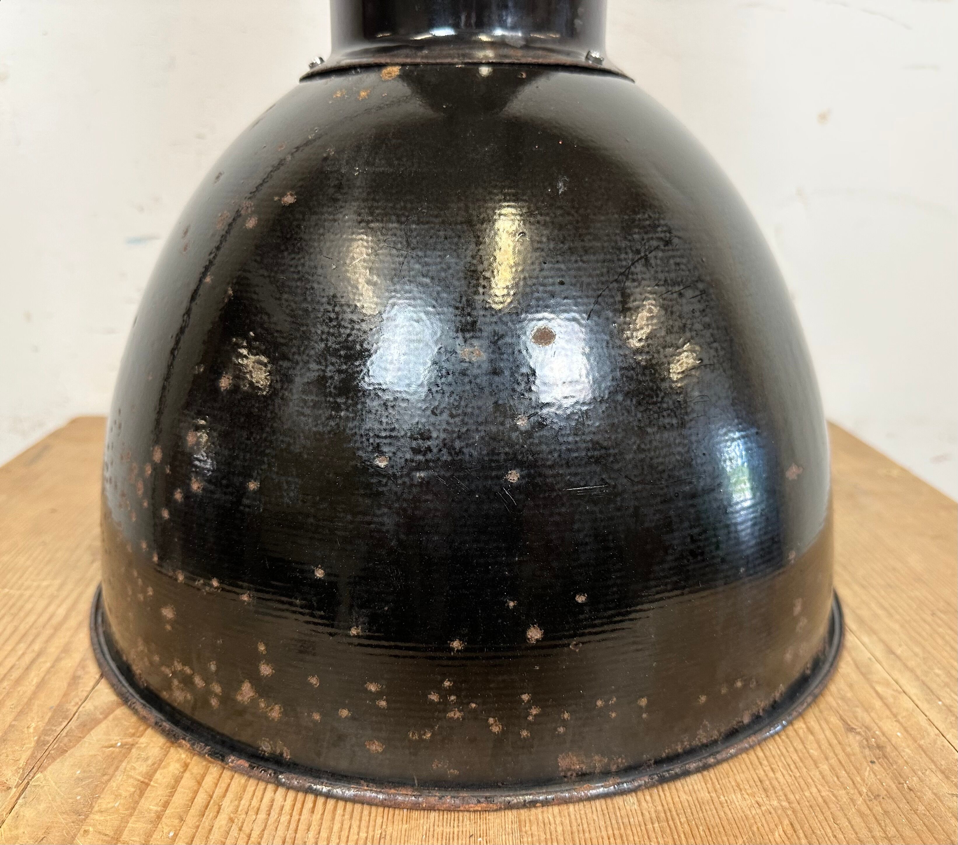 Rusty Industrial Bauhaus Black Enamel Pendant Lamp, 1930s