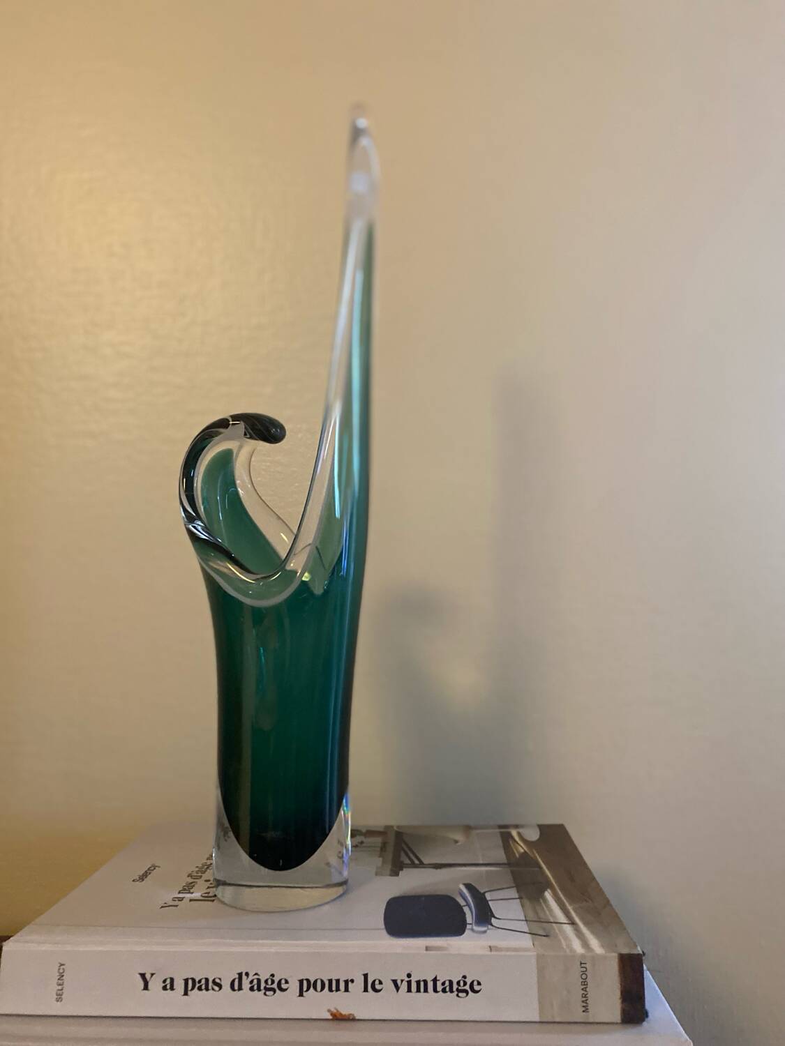 Shell crystal art sculpture vase by Paul Kedelv for Flygsfors, Scandinavian glass