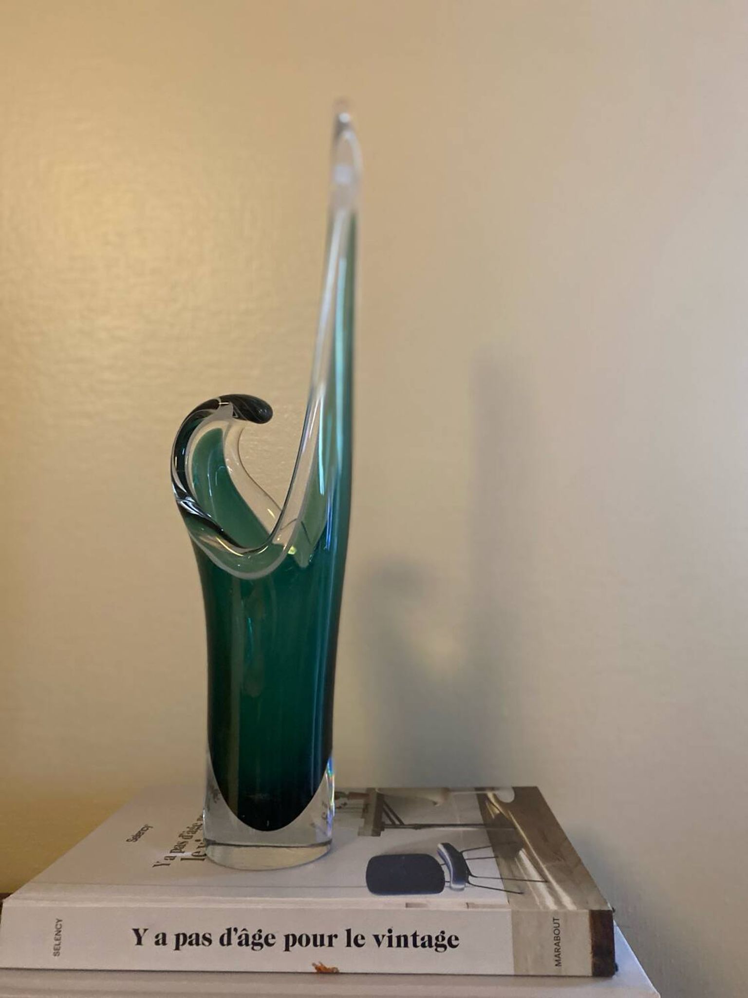 Shell crystal art sculpture vase by Paul Kedelv for Flygsfors, Scandinavian glass