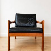 Vintage Danish Illum Wikkelsø teak lounge chair model 20