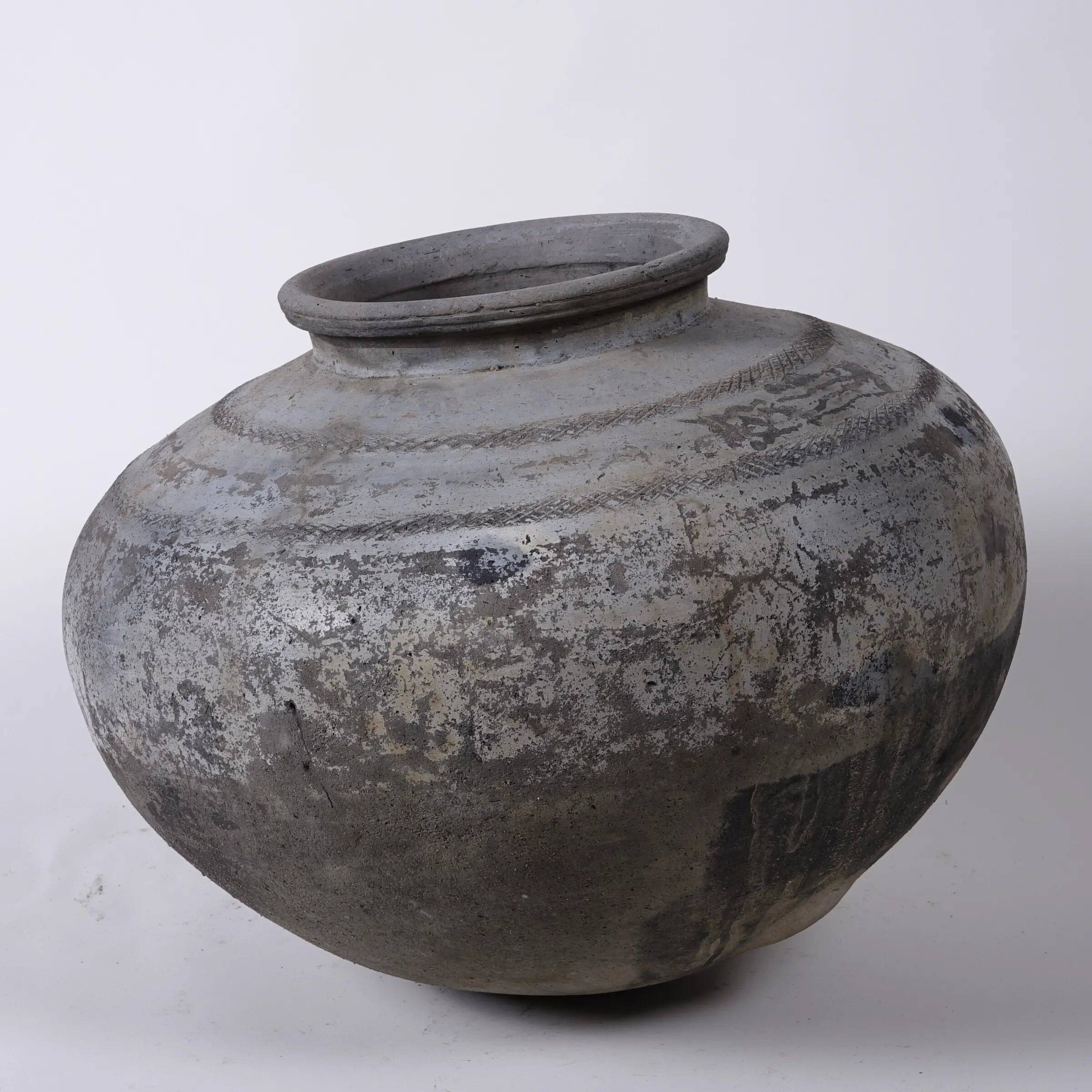 Paani - Indian terracotta jar no. 3