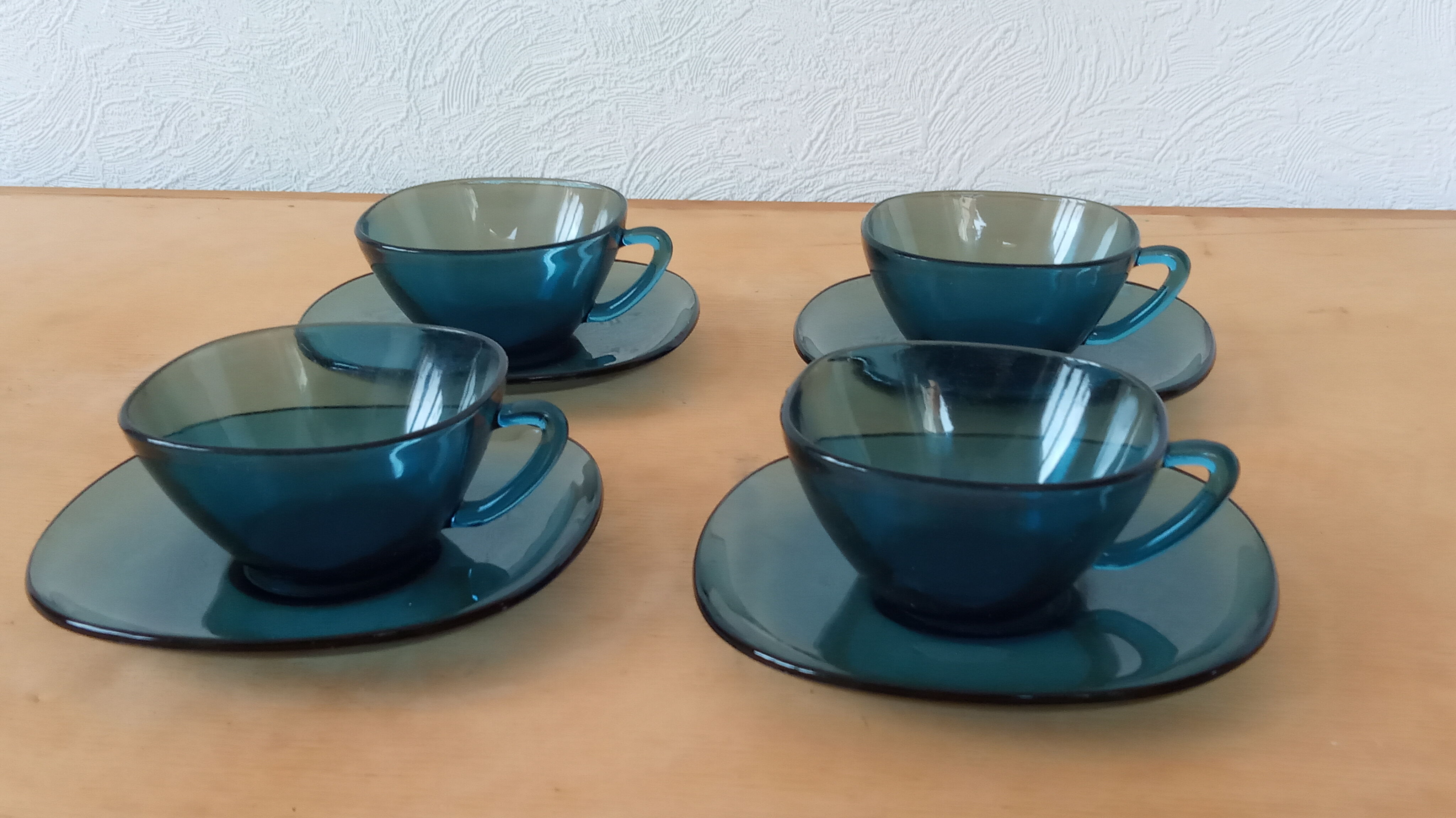 Set of 4 cups Vereco 60s