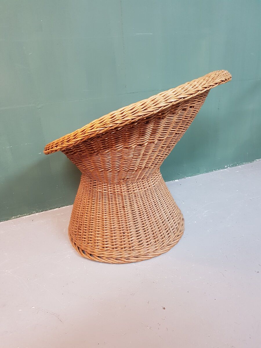Vintage wicker chair egon