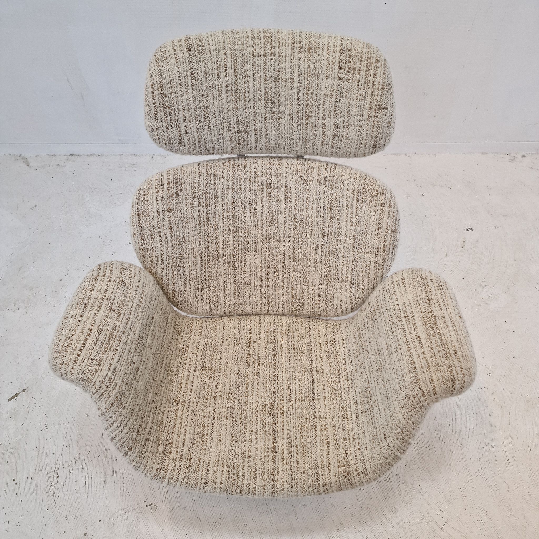 Big Tulip Chair and Ottoman by Pierre Paulin for Artifort, 1980s