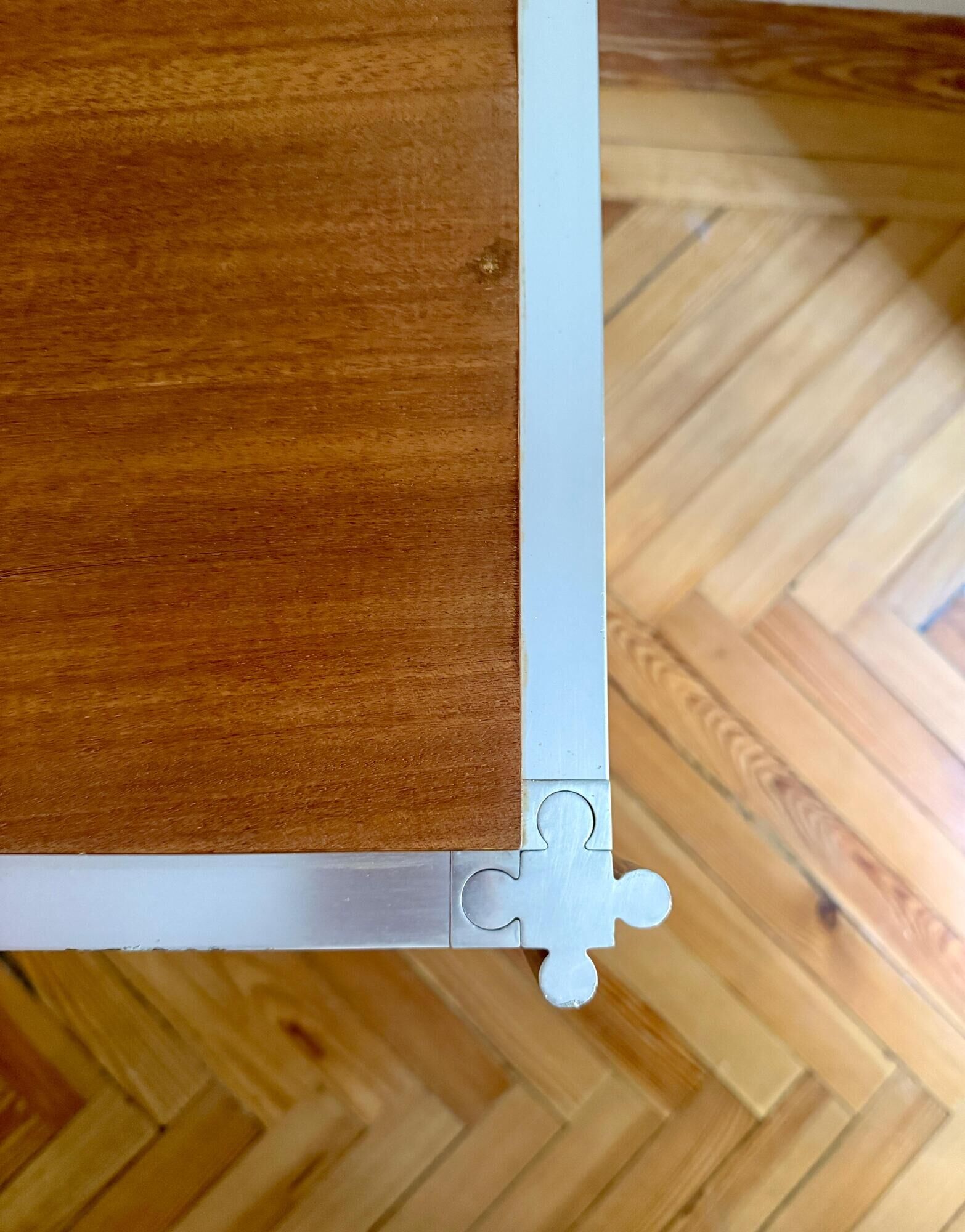 Table "Clover" by George Ciancimino